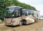 Fleetwood Discovery 39V Full Slide out American RV