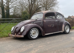 Volkswagen 1950 Split window Beetle. Very early model