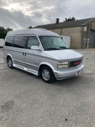 Van – GMC Safari – left hand drive automatic – petrol – 4300cc – 1995