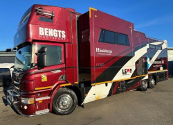 LHD Scania 26,000 kg Lehel Coach built Horsebox Horse lorry Horse box