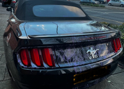 Ford Mustang 3.7L V6 Roush LHD. Unique black & purple. Leather seats. 74K miles